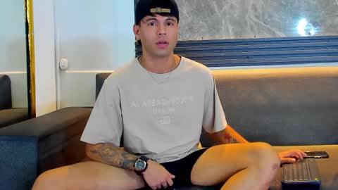 Aroon   online show from 01/18/26, 07:39