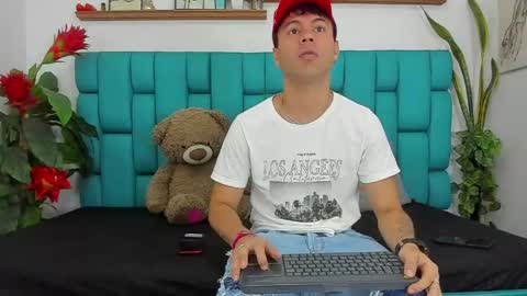 Snapshot of aroon_sexx21 chatting on 06/07/26, 12:31 Aroon online show from 06/07/26, 12:31
