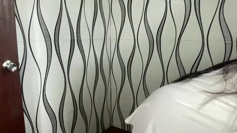 Snapshot of arousingkatets chatting on 03/10/25, 03:01 KATE MORE online show from 03/10/25, 03:01