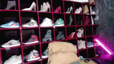 Arri online show from 02/02/26, 02:54