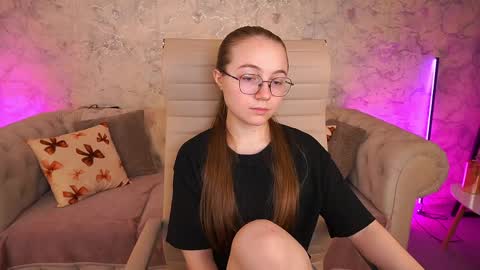 arrinawair online show from 04/20/26, 07:22