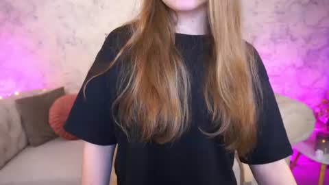 arrinawair online show from 06/25/26, 07:13