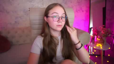 arrinawair online show from 07/08/26, 07:02