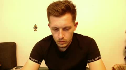 arromwilliam90 online show from 02/09/25, 05:33