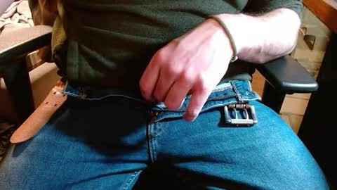 Snapshot of arrrr3 chatting on 12/26/24, 11:46 arrrr3 online show from 12/26/24, 11:46