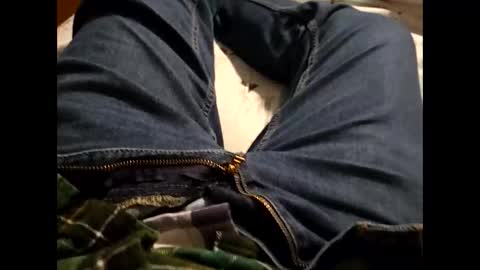 Snapshot of arrrr3 chatting on 02/07/25, 01:25 arrrr3 online show from 02/07/25, 01:25