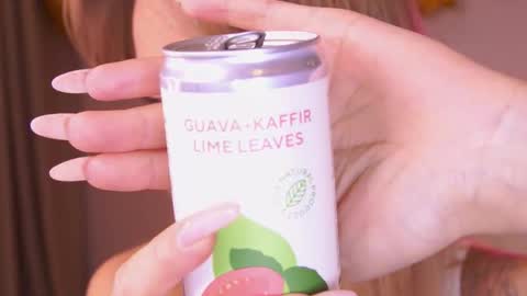 Snapshot of artease chatting on 12/19/25, 01:18 Arti Next Streams - online show from 12/19/25, 01:18