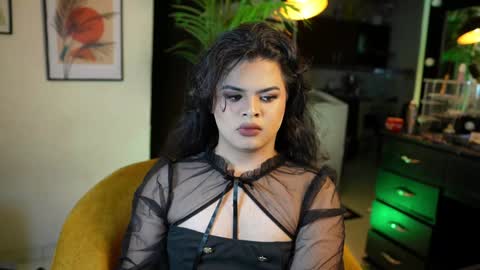 Chloe  online show from 12/01/24, 08:31