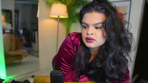 Chloe  online show from 02/05/25, 07:53