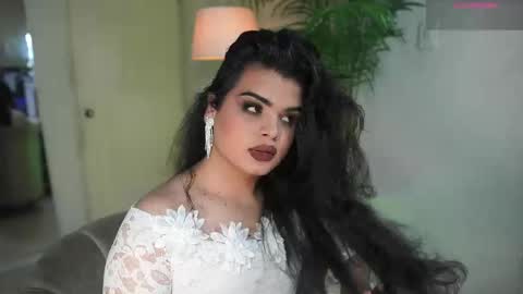 Chloe  online show from 10/07/25, 05:43