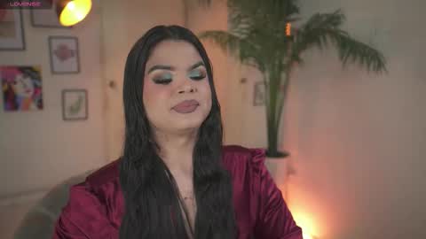 Chloe  online show from 12/04/25, 07:55