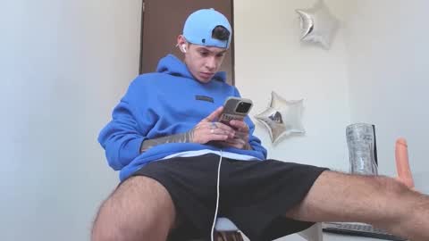   online show from 09/12/25, 09:31