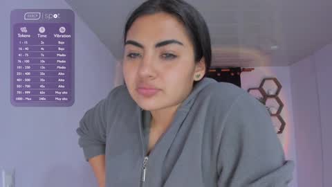 Snapshot of artemis_020 chatting on 01/09/25, 05:13 FENIX online show from 01/09/25, 05:13