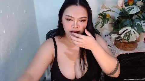 Snapshot of arthemist11 chatting on 11/02/25, 02:58 monica online show from 11/02/25, 02:58