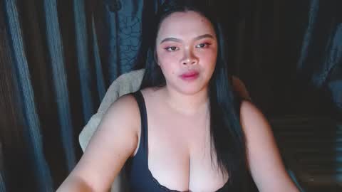 Snapshot of arthemist11 chatting on 03/19/26, 05:33 monica online show from 03/19/26, 05:33