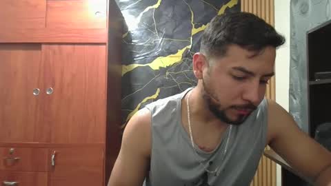 arthur1718 online show from 04/22/26, 02:36