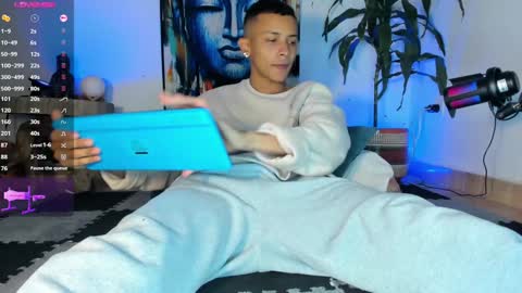 Arthur online show from 01/21/25, 11:24