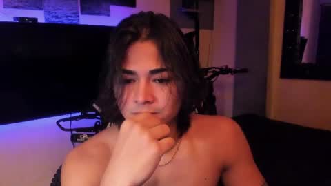 Snapshot of arthur_hunter chatting on 06/16/26, 10:34 I AM HERE online show from 06/16/26, 10:34