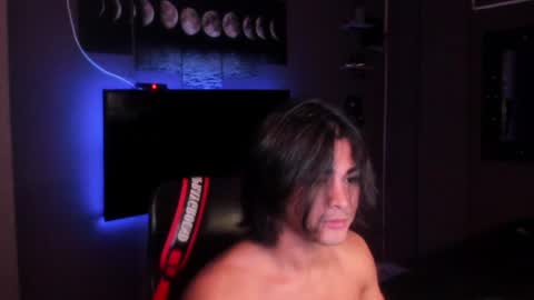 Snapshot of arthur_hunter chatting on 07/26/26, 10:05 I AM HERE online show from 07/26/26, 10:05
