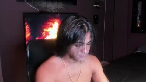 Snapshot of arthur_hunter chatting on 07/29/26, 01:04 I AM HERE online show from 07/29/26, 01:04