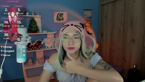 Snapshot of artic_love chatting on 01/06/25, 07:09 Lenna online show from 01/06/25, 07:09