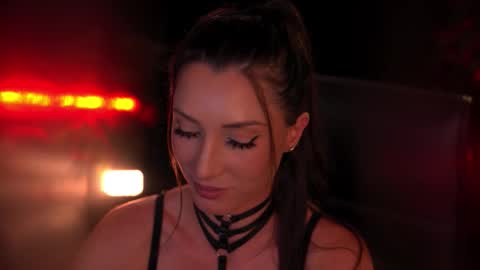 Marlene online show from 09/15/25, 12:32