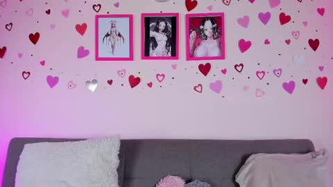 MIA OF artmiajoy online show from 02/27/25, 03:37