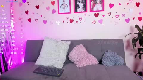 MIA OF artmiajoy online show from 03/08/25, 02:40