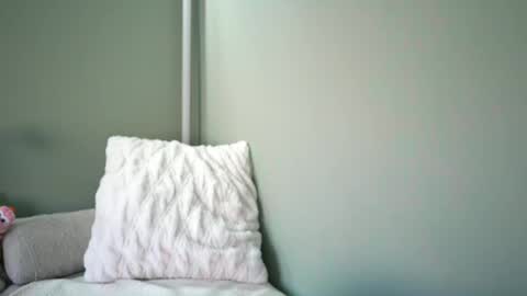 Ms Paradise online show from 12/10/24, 09:00