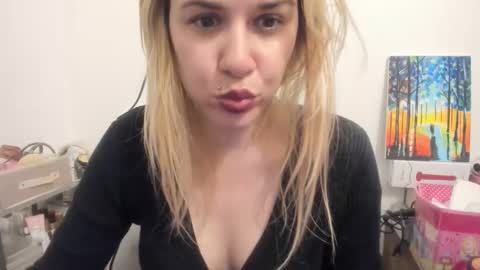 MIA online show from 11/09/25, 11:03