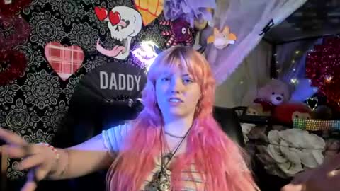 Snapshot of artsyheartsyy chatting on 08/01/26, 12:54 ArtsyHeartsyy online show from 08/01/26, 12:54