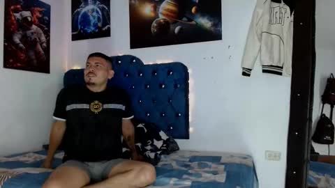 arturocontreras11 online show from 11/29/25, 08:50