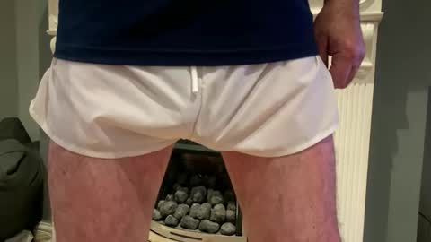 artybee online show from 11/10/25, 10:47