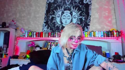 Aru online show from 09/21/25, 05:25
