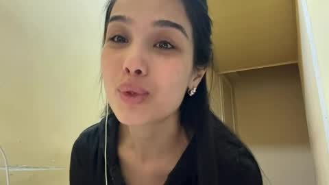 Amina online show from 02/28/26, 06:42