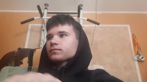 Snapshot of arvyn_ chatting on 04/22/26, 07:55 Denis online show from 04/22/26, 07:55