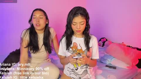 Snapshot of ary_and_kel chatting on 12/02/24, 11:07 Ariana and Kelsieh online show from 12/02/24, 11:07