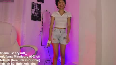 Snapshot of ary_and_kel chatting on 01/26/25, 05:13 Ariana and Kelsieh online show from 01/26/25, 05:13