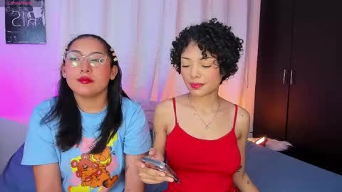 Ariana and Kelsieh online show from 03/31/26, 12:12