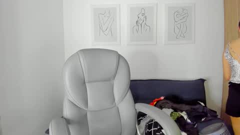 Zahaara online show from 12/20/24, 10:54