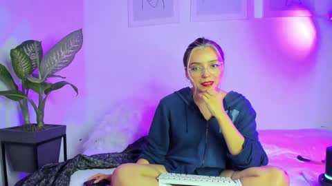 Zahaara online show from 01/27/25, 10:38