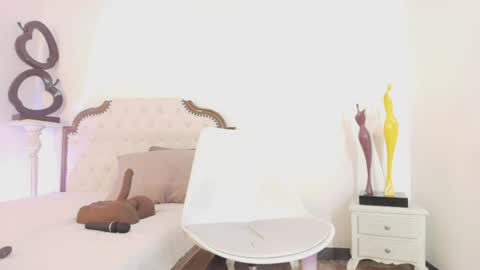 Arya online show from 03/31/26, 11:21