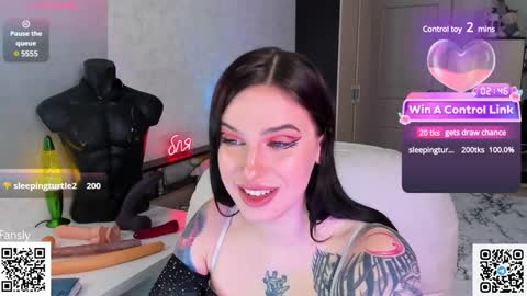 Snapshot of arya_deepthroat_queen chatting on 12/15/24, 06:04 Arya Fn Talented Arya online show from 12/15/24, 06:04