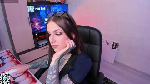 Snapshot of arya_deepthroat_queen chatting on 09/14/25, 08:41 Arya Fn Talented Arya online show from 09/14/25, 08:41