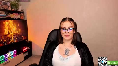 Snapshot of arya_deepthroat_queen chatting on 10/13/25, 09:04 Arya Fn Talented Arya online show from 10/13/25, 09:04