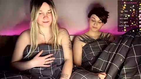 Arya brunett and Cassie blond online show from 12/27/24, 06:14