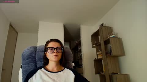 Ary 3 online show from 11/18/25, 02:43