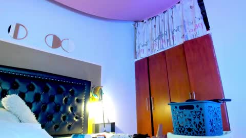 Snapshot of arya_tsuki chatting on 03/11/25, 02:32 ary online show from 03/11/25, 02:32