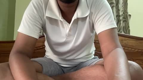aryan_980763874 online show from 05/15/26, 10:33
