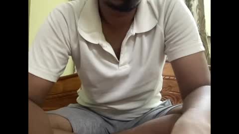 aryan_980763874 online show from 05/17/26, 12:23